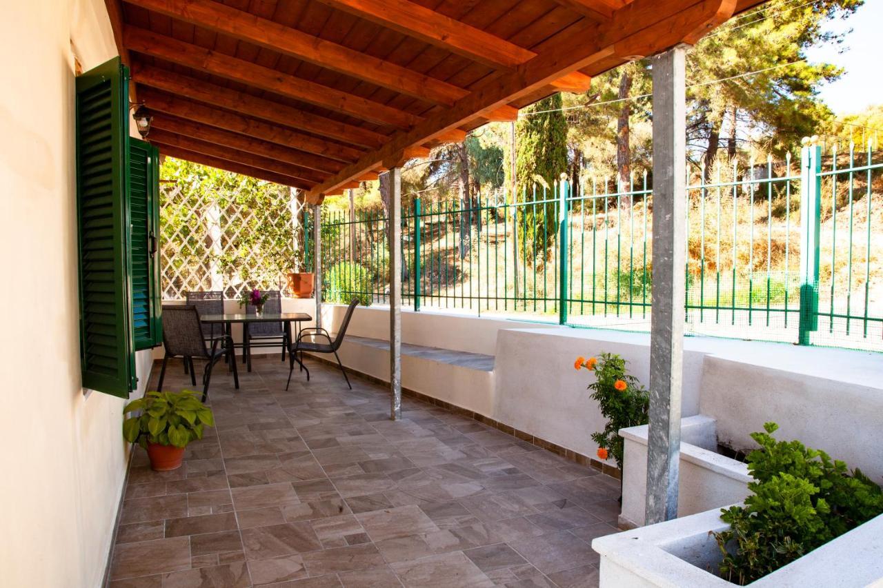 Spyran Apartment Marantochori Luaran gambar
